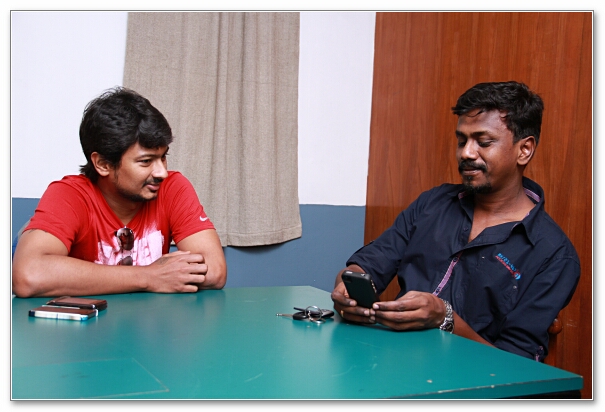 BEHINDWOODS ORU KAL ORU KANNADI CONTEST - IMAGES